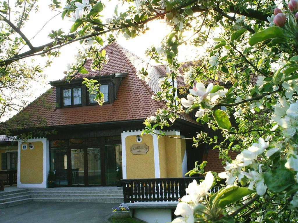 Fruehstueckspension Zanglhof Ланнах Экстерьер фото