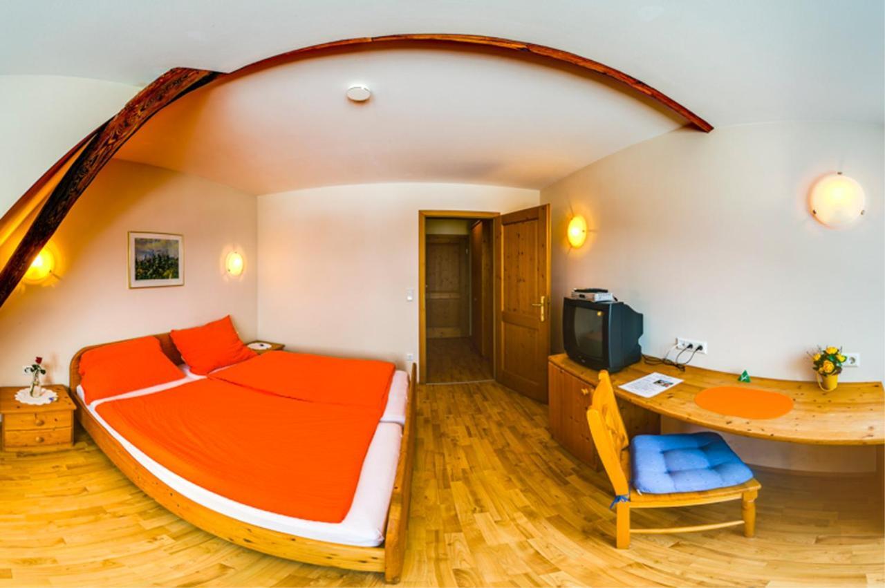 Fruehstueckspension Zanglhof Ланнах Номер фото